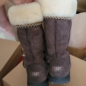 Ugg with waterproof bottom